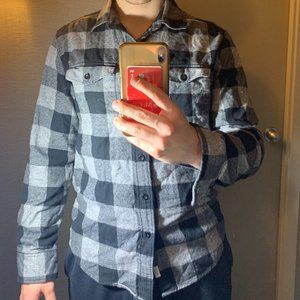 AMERICAN EAGLE BUTTON UP SHIRT